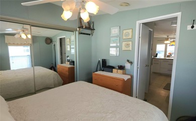 PRICE IMPROVEMENT ON THIS MOVE-IN READY, OPEN CONCEPT MOBILE on River Run Golf Links in Florida - for sale on GolfHomes.com, golf home, golf lot