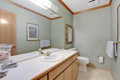 Exceptional Rancher in coveted Manito Place luxury gated on Manito Golf and Country Club in Washington - for sale on GolfHomes.com, golf home, golf lot
