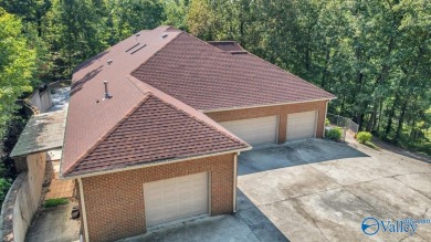 This spacious 5,233 sq. ft. home offers 5 bedrooms/ 4.5 baths in on Heritage Green  Golf Course in Alabama - for sale on GolfHomes.com, golf home, golf lot