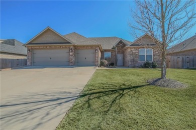 Immaculate home in the heart of NWA next to The Creeks Golf on The Creeks Golf Course LLC in Arkansas - for sale on GolfHomes.com, golf home, golf lot