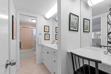 Spacious  three bedroom with three full baths golf cottage in on Palm Beach Polo and Country Club in Florida - for sale on GolfHomes.com, golf home, golf lot