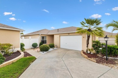 TURNKEY! NO BOND! Welcome to this beautifully maintained on Glenview Championship Golf and Country Club in Florida - for sale on GolfHomes.com, golf home, golf lot