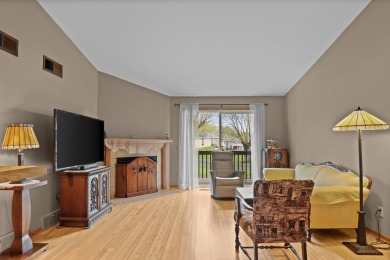 Golfview Townhouse Condo boasts great updates, a quiet secluded on Lake Windsor Country Club in Wisconsin - for sale on GolfHomes.com, golf home, golf lot