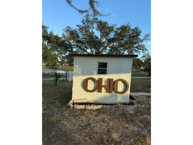 NO LOT RENT, it is a deeded lot, 2 bedrooms 1-1/2 Baths on Tooke on Glen Lakes Country Club in Florida - for sale on GolfHomes.com, golf home, golf lot