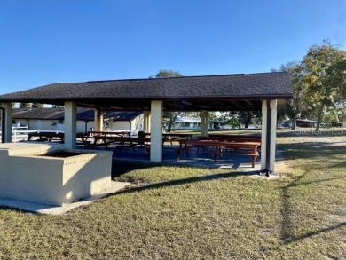 NO LOT RENT, it is a deeded lot, 2 bedrooms 1-1/2 Baths on Tooke on Glen Lakes Country Club in Florida - for sale on GolfHomes.com, golf home, golf lot