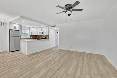 ** Motivated Seller** Step into this exquisite 2-bedroom on Kings Point Golf -Flanders Way in Florida - for sale on GolfHomes.com, golf home, golf lot