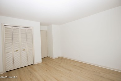 A rare and affordable find in Southern Pinespletely remodeled on Southern Pines Country Club in North Carolina - for sale on GolfHomes.com, golf home, golf lot