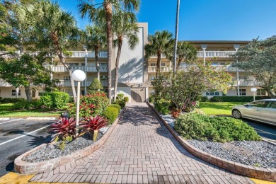 Beautiful Lake & Golf Course Views - 1BD | 1.5BA in 55+ Wynmoor on Wynmoor Golf Course in Florida - for sale on GolfHomes.com, golf home, golf lot