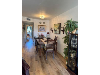 Spacious 1/1 ground floor condo with lots of sunlight and nice on Sunrise Lakes Phase III in Florida - for sale on GolfHomes.com, golf home, golf lot