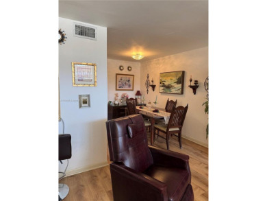 Spacious 1/1 ground floor condo with lots of sunlight and nice on Sunrise Lakes Phase III in Florida - for sale on GolfHomes.com, golf home, golf lot