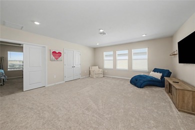 Experience the perfect family home on a quiet cul-de-sac in on Lakewood National Golf Club in Florida - for sale on GolfHomes.com, golf home, golf lot