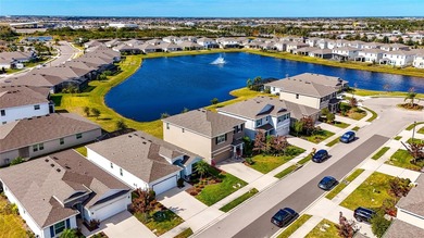 Experience the perfect family home on a quiet cul-de-sac in on Lakewood National Golf Club in Florida - for sale on GolfHomes.com, golf home, golf lot