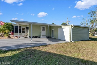 Charming 2-Bed, 2-Bath Home in Six Lakes Country Club

This on Six Lakes Country Club in Florida - for sale on GolfHomes.com, golf home, golf lot