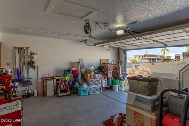 Welcome to this beautifully maintained 1,630 sq ft 2 bed, 2 bath on London Bridge Golf Course in Arizona - for sale on GolfHomes.com, golf home, golf lot