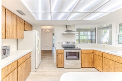 Welcome to this charming 2-bedroom, 2-bathroom home with a 2-car on Timber Pines Golf Course in Florida - for sale on GolfHomes.com, golf home, golf lot