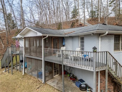 Weekend getaway on Lake Hartwell with great water and covered on The Trail At Chickasaw Pointe in South Carolina - for sale on GolfHomes.com, golf home, golf lot