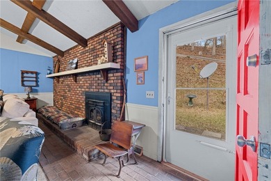 Weekend getaway on Lake Hartwell with great water and covered on The Trail At Chickasaw Pointe in South Carolina - for sale on GolfHomes.com, golf home, golf lot