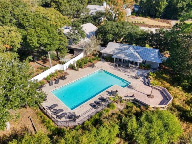 Experience Lowcountry living in this spacious 3-bedroom, 3-bath on Pawleys Plantation Golf and Country Club in South Carolina - for sale on GolfHomes.com, golf home, golf lot