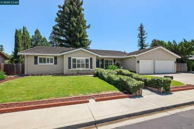 Completely updated move-in ready single-story home on a private on Boundary Oak Golf Course in California - for sale on GolfHomes.com, golf home, golf lot