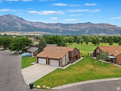 Classic Beauty on the Golf Course! Enjoy the spacious living on The Barn Golf Club in Utah - for sale on GolfHomes.com, golf home, golf lot