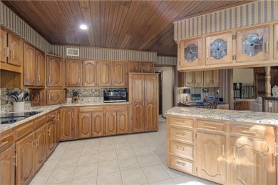 Fabulous One Owner Custom Home on Stunning 1.61 acre PRIVATE on Lake Quivira Country Club in Kansas - for sale on GolfHomes.com, golf home, golf lot
