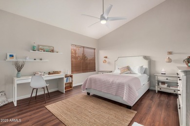 Beautifully maintained 2-bedroom home with a 3-car garage on Oakwood Golf Club  in Arizona - for sale on GolfHomes.com, golf home, golf lot