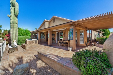 Beautifully maintained 2-bedroom home with a 3-car garage on Oakwood Golf Club  in Arizona - for sale on GolfHomes.com, golf home, golf lot