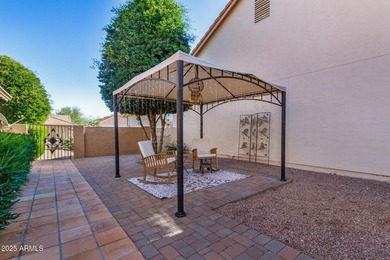 Beautifully maintained 2-bedroom home with a 3-car garage on Oakwood Golf Club  in Arizona - for sale on GolfHomes.com, golf home, golf lot