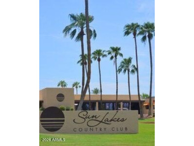 Beautifully maintained 2-bedroom home with a 3-car garage on Oakwood Golf Club  in Arizona - for sale on GolfHomes.com, golf home, golf lot