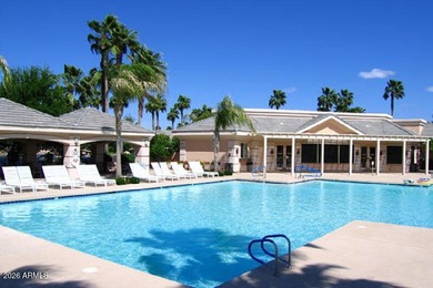 Beautifully maintained 2-bedroom home with a 3-car garage on Oakwood Golf Club  in Arizona - for sale on GolfHomes.com, golf home, golf lot
