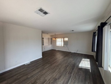 Brand New Listing!      Come check out this newly listed home on Hemet West Mobile Estates in California - for sale on GolfHomes.com, golf home, golf lot