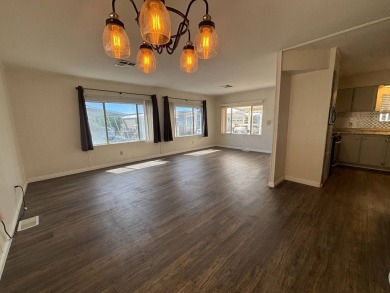 Brand New Listing!      Come check out this newly listed home on Hemet West Mobile Estates in California - for sale on GolfHomes.com, golf home, golf lot