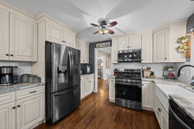 Welcome to Old Williamsburg!  This fully remodeled 4-bedroom, 2 on Bartlett Hills Golf Club in Illinois - for sale on GolfHomes.com, golf home, golf lot