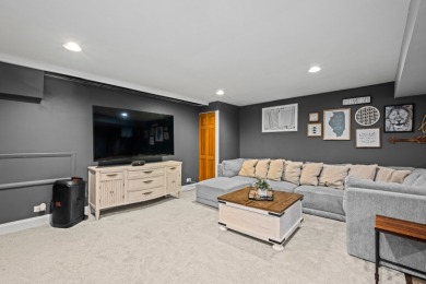 Welcome to Old Williamsburg!  This fully remodeled 4-bedroom, 2 on Bartlett Hills Golf Club in Illinois - for sale on GolfHomes.com, golf home, golf lot