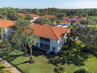 Turnkey & Remodeled! This beautifully updated 2+Den / 2 bath on Cypress Woods Golf and Country Club in Florida - for sale on GolfHomes.com, golf home, golf lot