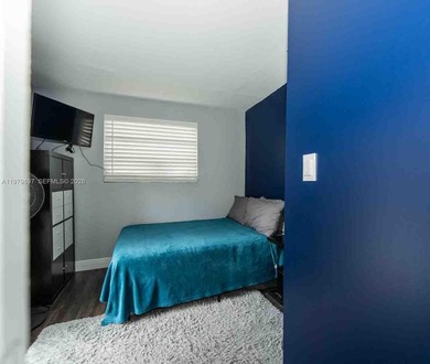 Beautiful 3 bedroom, 2 bathroom home located in the desirable on Sunrise Country Club in Florida - for sale on GolfHomes.com, golf home, golf lot