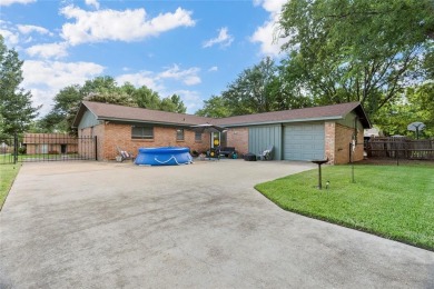 Welcome home to this beautifully updated 3-bedroom, 2-bath on Hillsboro Country Club in Texas - for sale on GolfHomes.com, golf home, golf lot