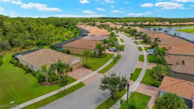 Step into the spacious Foyer of this 3BR + Den 3 BA Cameron on The Plantation Golf and Country Club in Florida - for sale on GolfHomes.com, golf home, golf lot