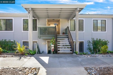 Welcome to this lovely 2 bedroom/ 1 bathroom Sonoma Model on Rossmoor Golf Course in California - for sale on GolfHomes.com, golf home, golf lot