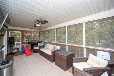 Gorgeous lake area home with a separate apartment/mother-in-law on Bella Vista - Metfield Golf Complex and Country Club in Arkansas - for sale on GolfHomes.com, golf home, golf lot