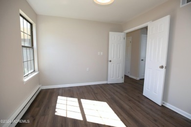 Move right into this newly renovated 2 bedroom, 2 full bath on Leisure Village West Assoc. in New Jersey - for sale on GolfHomes.com, golf home, golf lot