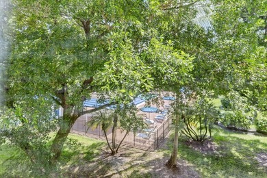 JUST REDUCED! Fully Furnished Lovelyn Unit in on Wynmoor Golf Course in Florida - for sale on GolfHomes.com, golf home, golf lot