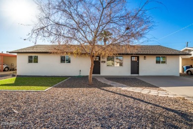 Main House 1302 sqft + Casita 573.5 sqft in a great location on Rolling Hills Golf Course in Arizona - for sale on GolfHomes.com, golf home, golf lot