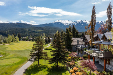 Stunning location on the 15th hole of the Nicklaus North golf on Nicklaus North Golf Club in British Columbia - for sale on GolfHomes.com, golf home, golf lot