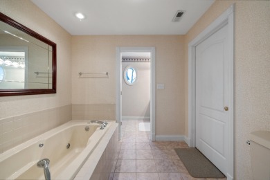 Back on Market because buyers decided not to move to KY. This on Eagles Nest Country Club in Kentucky - for sale on GolfHomes.com, golf home, golf lot