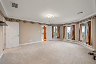 Back on Market because buyers decided not to move to KY. This on Eagles Nest Country Club in Kentucky - for sale on GolfHomes.com, golf home, golf lot