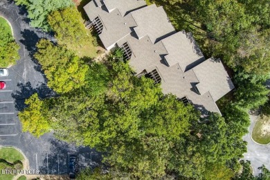 Embrace Tranquil Luxury on the Druid Hills Golf Course in on Druid Hills Golf Club in Tennessee - for sale on GolfHomes.com, golf home, golf lot