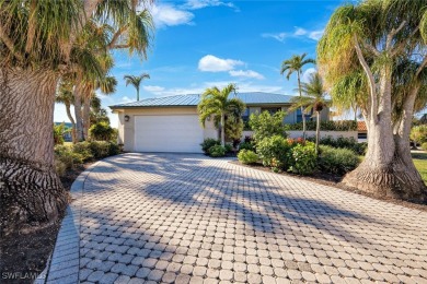 Why dream about it when you can buy it?! This lovely move-in on Beachview Golf Club in Florida - for sale on GolfHomes.com, golf home, golf lot