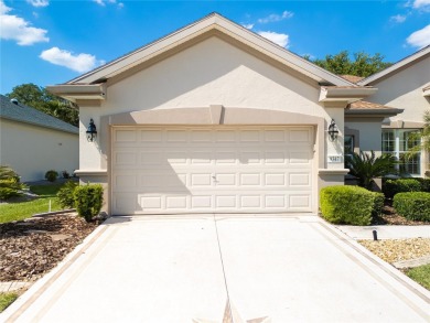 Charming Golf Course Home in Del Webb Spruce Creek Golf  Country on Eagle Ridge At Spruce Creek Country Club in Florida - for sale on GolfHomes.com, golf home, golf lot