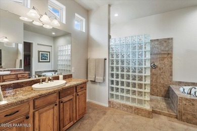 This single level spacious 2,877 sf, 3 bed, 2 bath home offers on StoneRidge Golf Course in Arizona - for sale on GolfHomes.com, golf home, golf lot